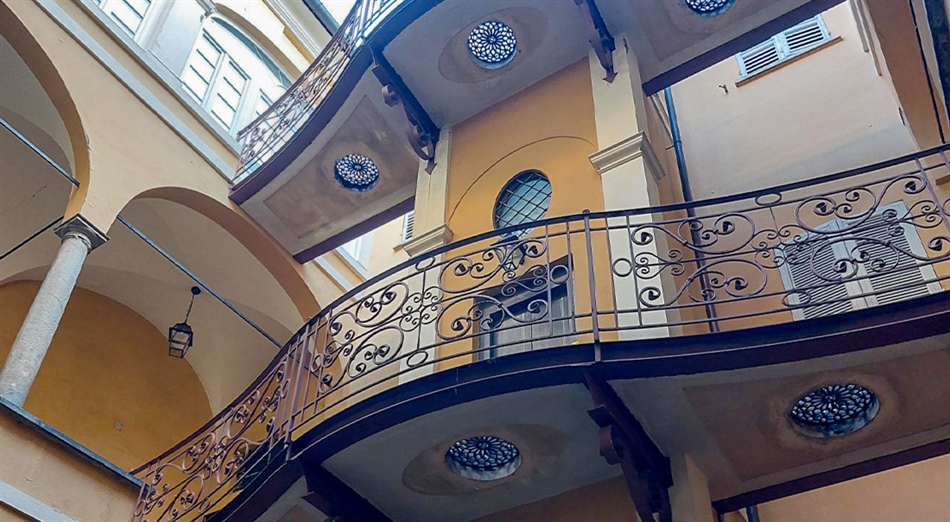 Via Farini Building - Parma, Italy